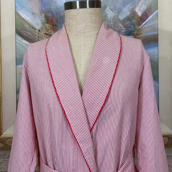 Austin Manor Vintage Men’s SeerSucker Lounging Robe - Picture 4 of 13